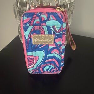 Lily Pulitzer Brewster Blue Change It Up Reel Me in Wristlet Wallet💕